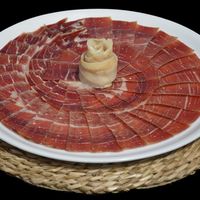 ¿Pueden las embarazadas comer jamón? Lo que sabemos sobre su consumo en el embarazo