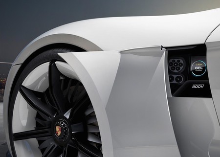 El futuro Porsche Mission E podría costar lo mismo que un Panamera: en torno a los 100.000 euros