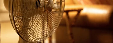 Técnicos de aire acondicionado coinciden: si quieres máximo enfriamiento en la vivienda, usa dos ventiladores para crear ventilación cruzada