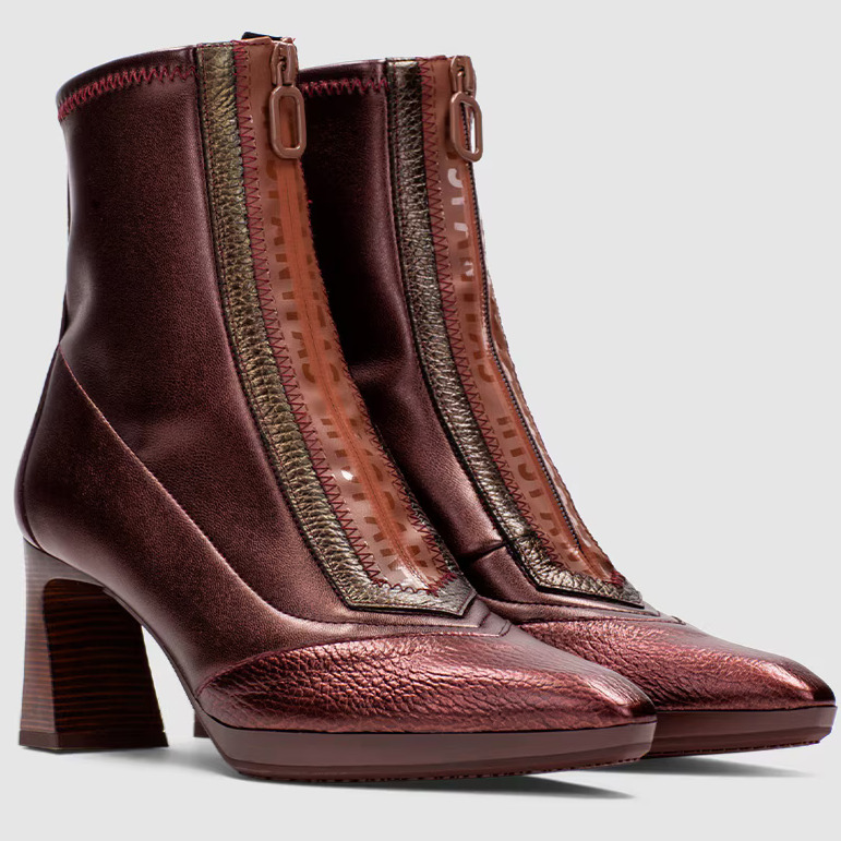 Botines de mujer con punta afilada y cierre de cremallera
Hispanitas