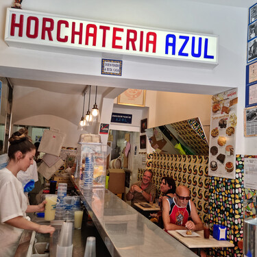 Del agua de cebada al burret y la mentireta: así son las bebidas veraniegas valencianas más allá de la horchata 