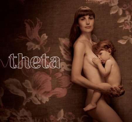 "Theta": un precioso disco compuesto y cantado por una madre primeriza