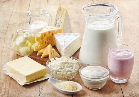 Por qué los yogures ricos en proteínas no son la mejor opción: ranking de los lácteos más saludables y con mayor cantidad de proteínas