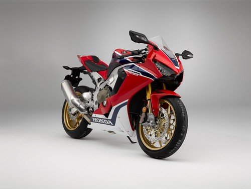 195 kg, 190 cv y hasta las cejas de electrónica, así son las Honda CBR1000RR Fireblade SP y SP2