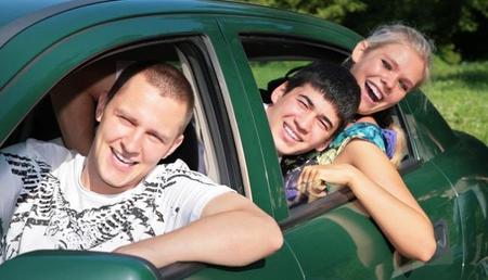 La Universidad de Valencia calcula el ahorro de carburante que supondría compartir coche