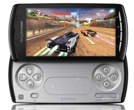 Sony Ericsson Xperia Play llegará en marzo con 50 juegos bajo el brazo. La N-Gage estaría orgullosa