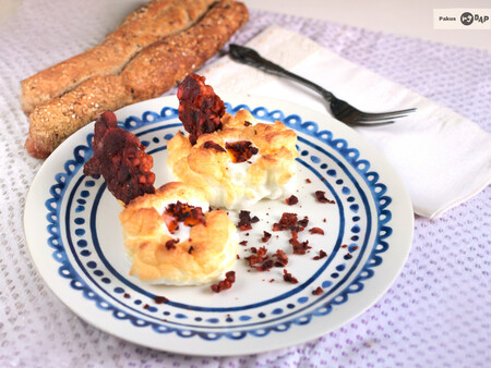 Huevos nube, la receta fácil de huevos Orsini con bacon que triunfa en Instagram