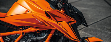 Bajaj ha llegado a KTM con una motosierra: despidos, adiós a CFMOTO y a las bicis y récord histórico de ventas 