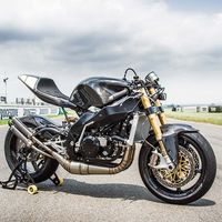 ¡El híbrido perfecto existe! y se ha materializado en esta Yamaprilia obra de Gareth Evans
