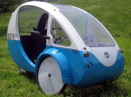 El triciclo eléctrico ELF ya rueda por las calles de Estados Unidos