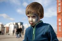 Tener hijos te hace estar mejor preparada para un apocalipsis zombi. (Humor)