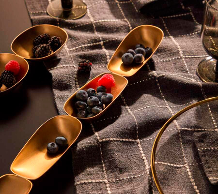 Set De 4 Platos Aruc Unidos De Acero Inoxidable Dorado