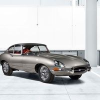 Jaguar E-Type, ¿pagarías 7 millones de pesos por este clásico que prácticamente "renació"?