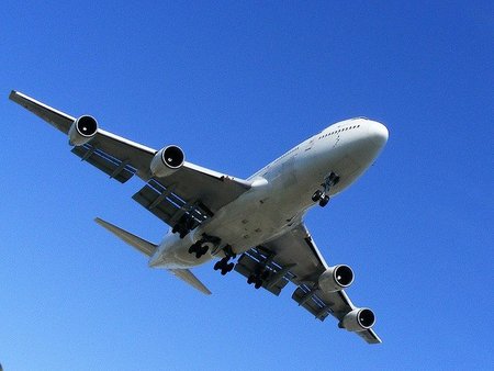 ¿Cuál es el mejor día para adquirir un billete de avión?