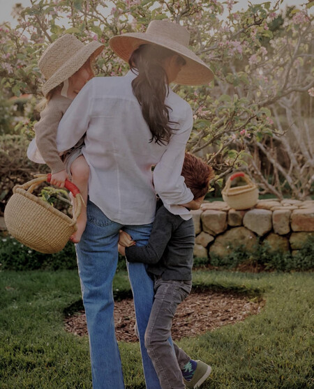 Meghan junto a sus hijos