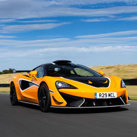 El espectacular McLaren 620R se vuelve más agresivo gracias al Pack R, con homenaje al F1 Longtail incluido