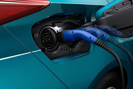 Toyota, Mazda y Denso unen fuerzas para el desarrollo de vehículos eléctricos