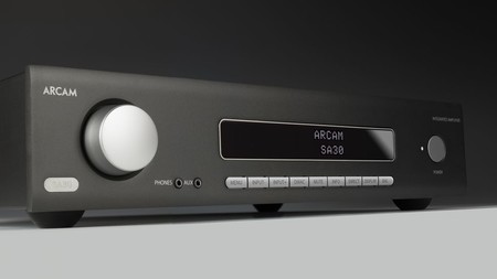 Arcam muestra al SA30, su nuevo amplificador integrado para los amantes del sonido estéreo