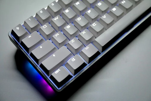 Portada Teclado Hinchado