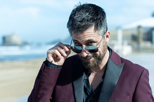 Hugo Silva es el gran motivo para ver esta comedia de atracos de Netflix. Una propuesta gamberra con un reparto de lujo