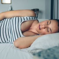 ¿Cuál es la mejor posición para dormir en el embarazo?