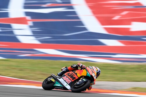 ¡Hay mundial! Raúl Fernández completa el pleno para igualar el récord de Marc Márquez y Remy Gardner se cae