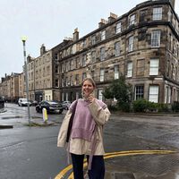 Cinco zapatillas impermeables y botas de agua en tendencia que arrasan los días de lluvia: híper cómodas y ponibles 