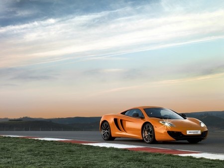 McLaren MP4-12C Qualified
