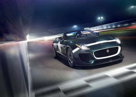 EVO probó el Jaguar F-Type Project 7, y su video es una buena razón para babear la pantalla