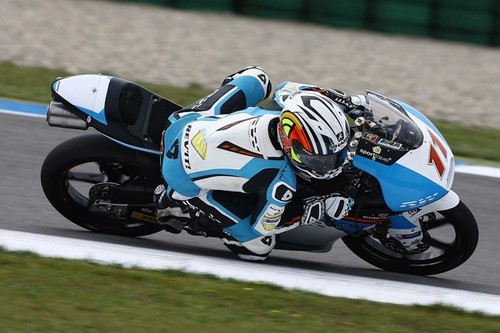MotoGP Indianapolis 2015: Livio Loi se la juega a una carta y gana su primera carrera de Moto3