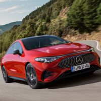 El Mercedes CLA quería superar al fin las incomodidades del coche eléctrico. Es incompatible con multitud de cargadores 