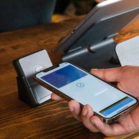 Han estado meses robando en tiendas con un iPhone trucado. Su imitación de Apple Pay era tan perfecta que nadie sospechó nada