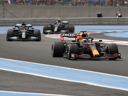 ¡Espectacular! Max Verstappen gana en Francia adelantando a Lewis Hamilton en la penúltima vuelta