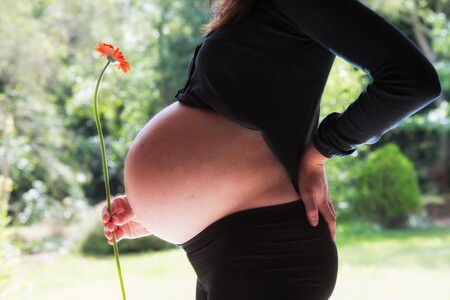 Semana 35 de embarazo: tu útero ha aumentado unas 15 veces su tamaño original