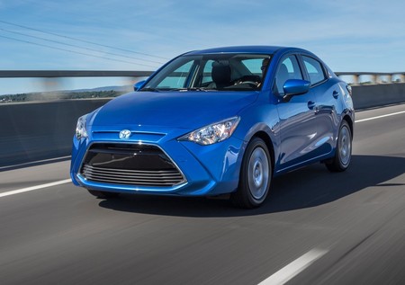 Toyota Yaris Sedan 2016 1600