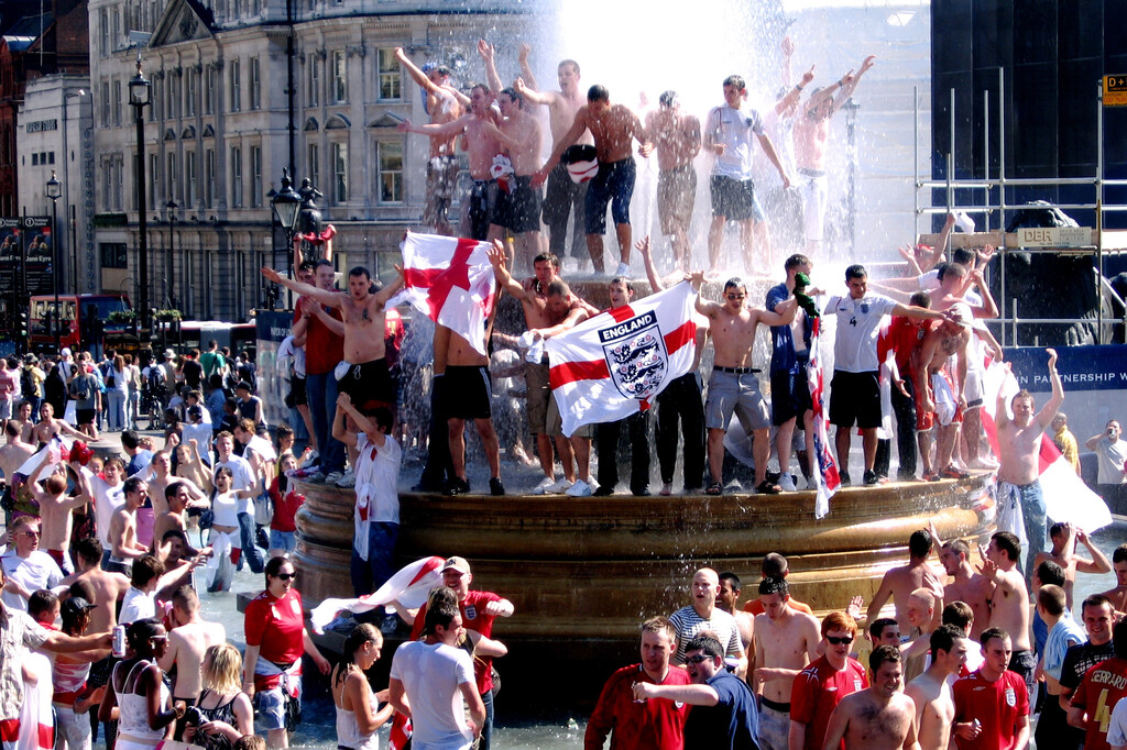 Pese a no ganar títulos, a Inglaterra siempre le quedaba haber inventado el fútbol. Es probable que ahora ya ni eso