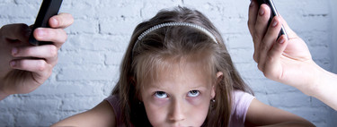 ¿Leer o no leer los mensajes del móvil de nuestros hijos? 