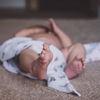 Los pataleos del bebé en los primeros meses de vida, muy importantes para su desarrollo