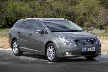 Toyota Avensis 2010