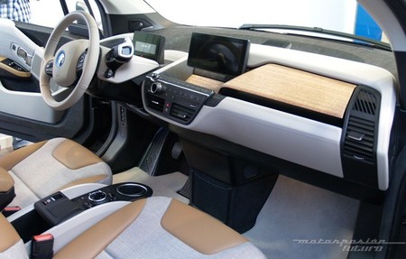 BMW i3 Madrid interior 23