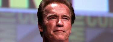 Arnold Schwarzenegger lleva 29 años pagando un dólar a Warner Bros para poder quedarse con el mítico objeto de una de sus películas peor valoradas