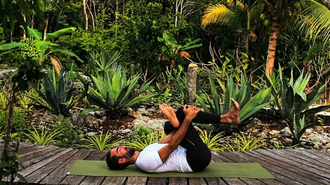 Yoga para mejorar el movimiento de cadera