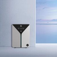 Las baterías de iones de sodio más allá del coche eléctrico: este dispositivo almacena la energía solar en casa de forma inteligente