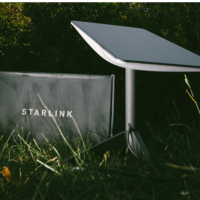 33 mil multas graves: antenas Starlink de Elon Musk entram na mira da fiscalização de trânsito da PRF 