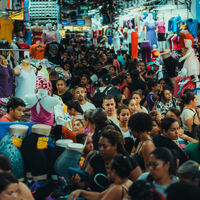 Creíamos que éramos 8,000 millones de personas en todo el planeta. Hasta que estos investigadores se pusieron a hacer cuentas 