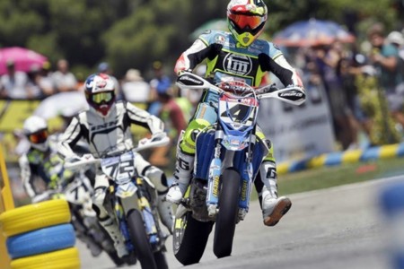 Thomas Chareyre vuelve al liderato de SMGP en Villena (Alicante)