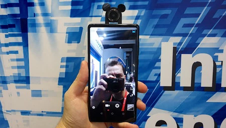 ブルーブーカメラ