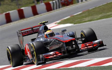Lewis Hamilton no deja lugar a dudas en el Circuit de Catalunya