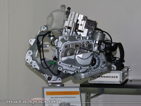 Transmisión manual pilotada de cinco relaciones (MTA)