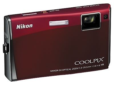 Nikon CoolPix S60, con pantalla táctil